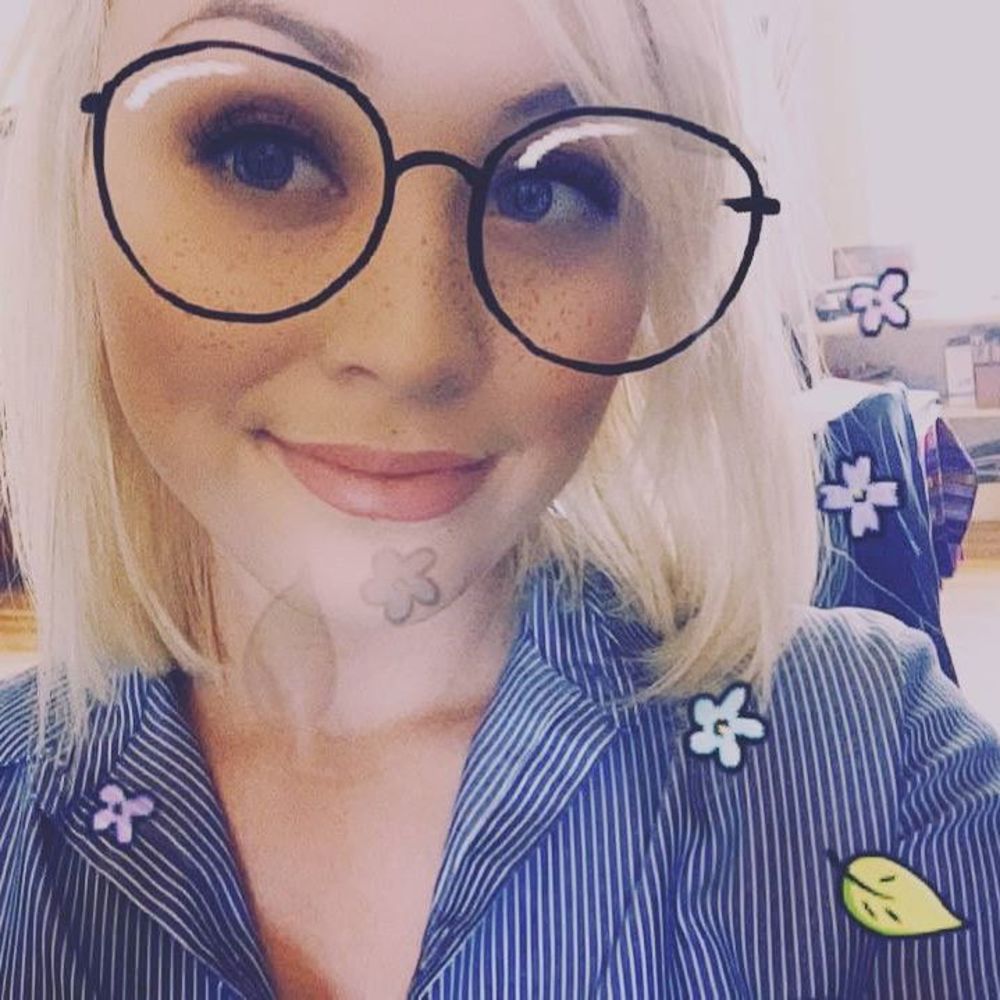 Meet your Posher, Sierra